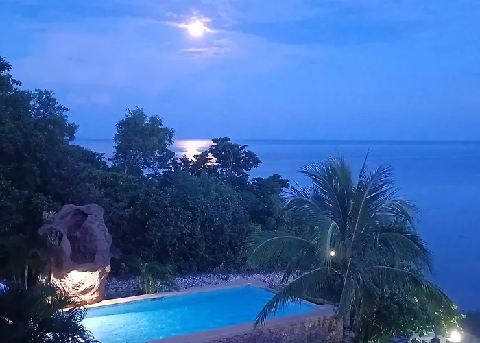 Camotes Nook - Budget Beautiful 홈스테이