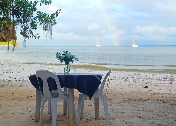 Camotes Nook - Budget Beautiful 홈스테이 *